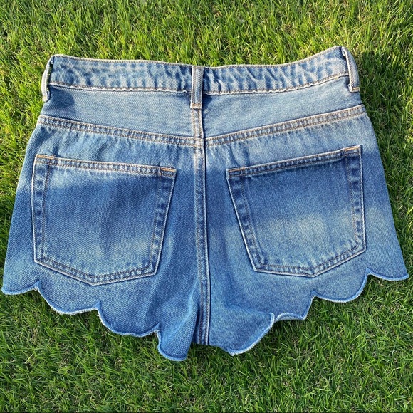 H&M Jean shorts - Picture 2 of 3